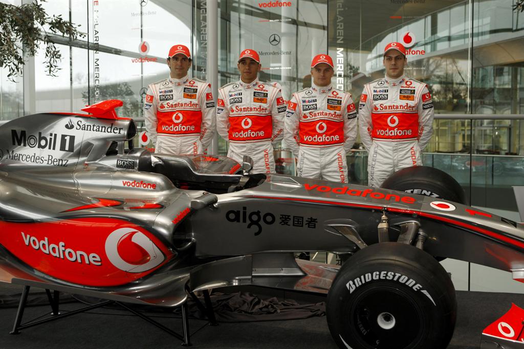 MCLAREN F1 TEAM MCLAREN MP 24 MERCEDES BENZ FO 108W